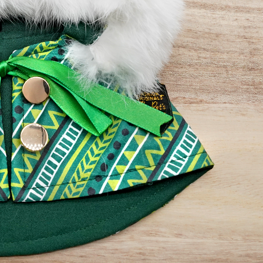 圣诞连帽斗篷 - 圣诞快乐圣诞老人红色连帽衫搭配白色绒球装饰