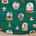 圣诞连帽斗篷 - 圣诞快乐圣诞老人红色连帽衫搭配白色绒球装饰